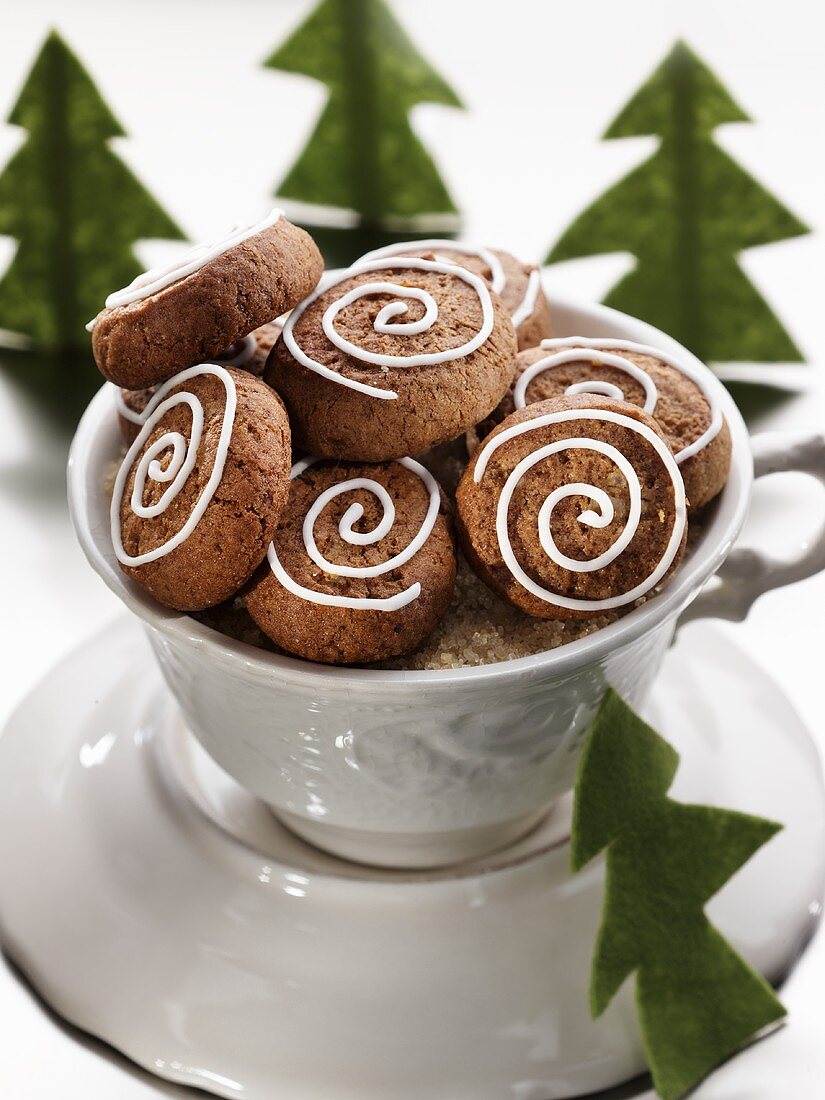Silesian 'pepper nut' biscuits decorated with icing sugar