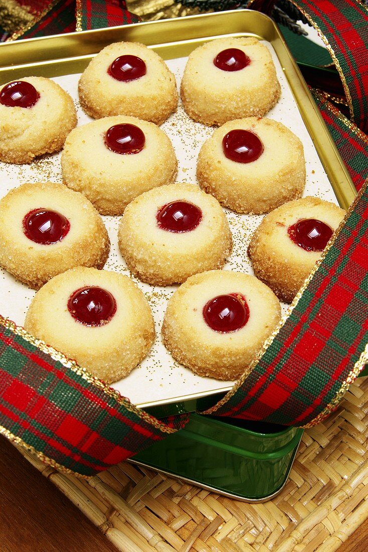 Biscuits with jam