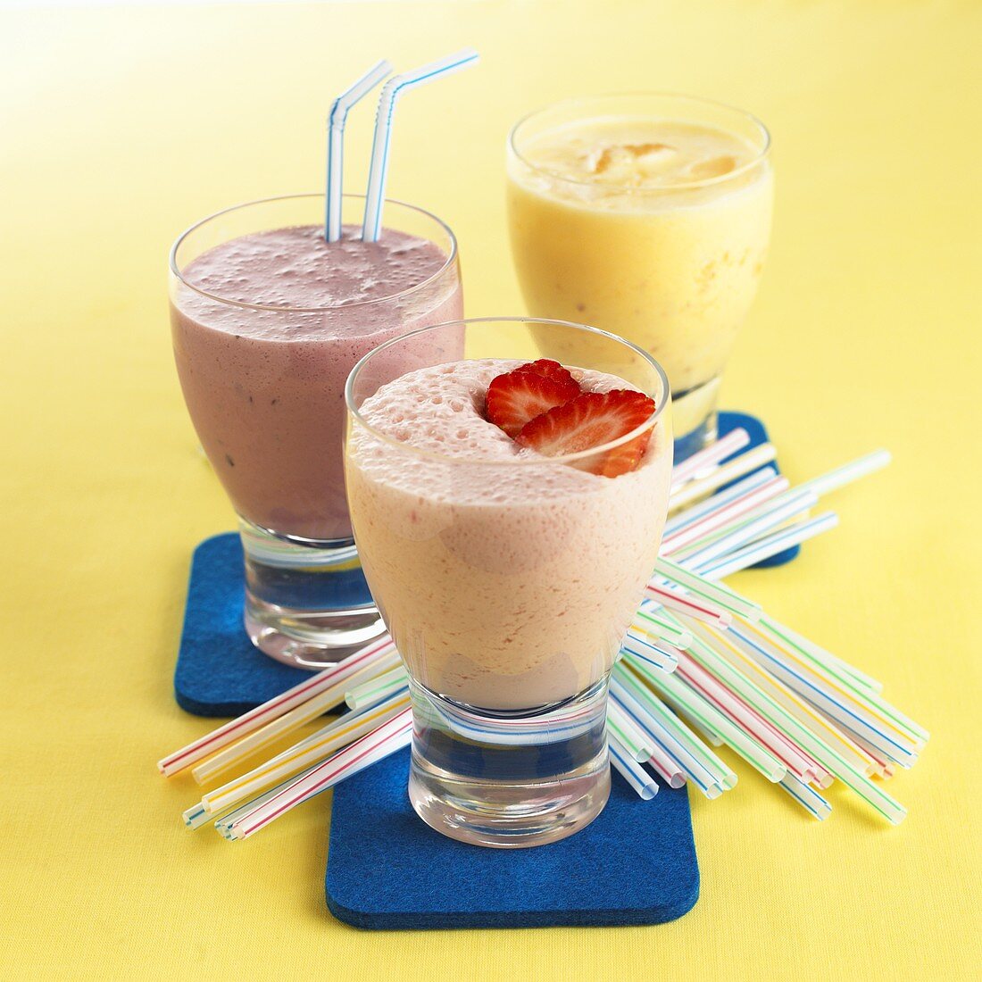 Milkshakes: banana, strawberry, redcurrant