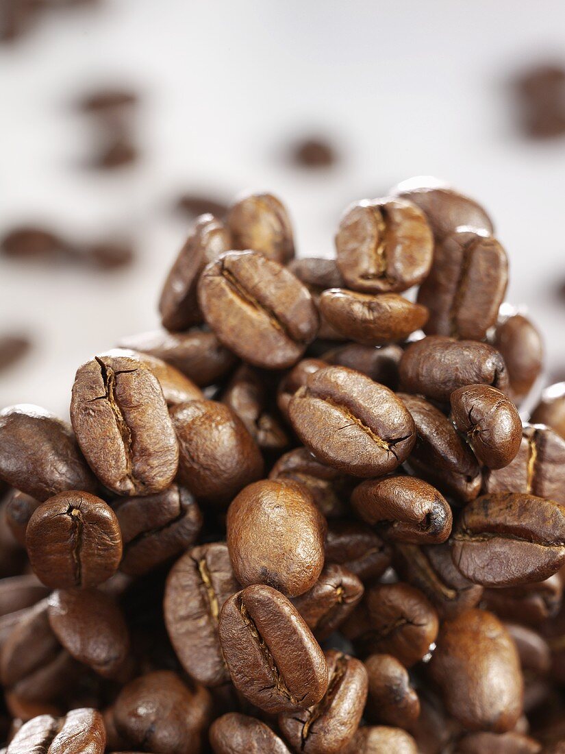 Coffee beans in a heap