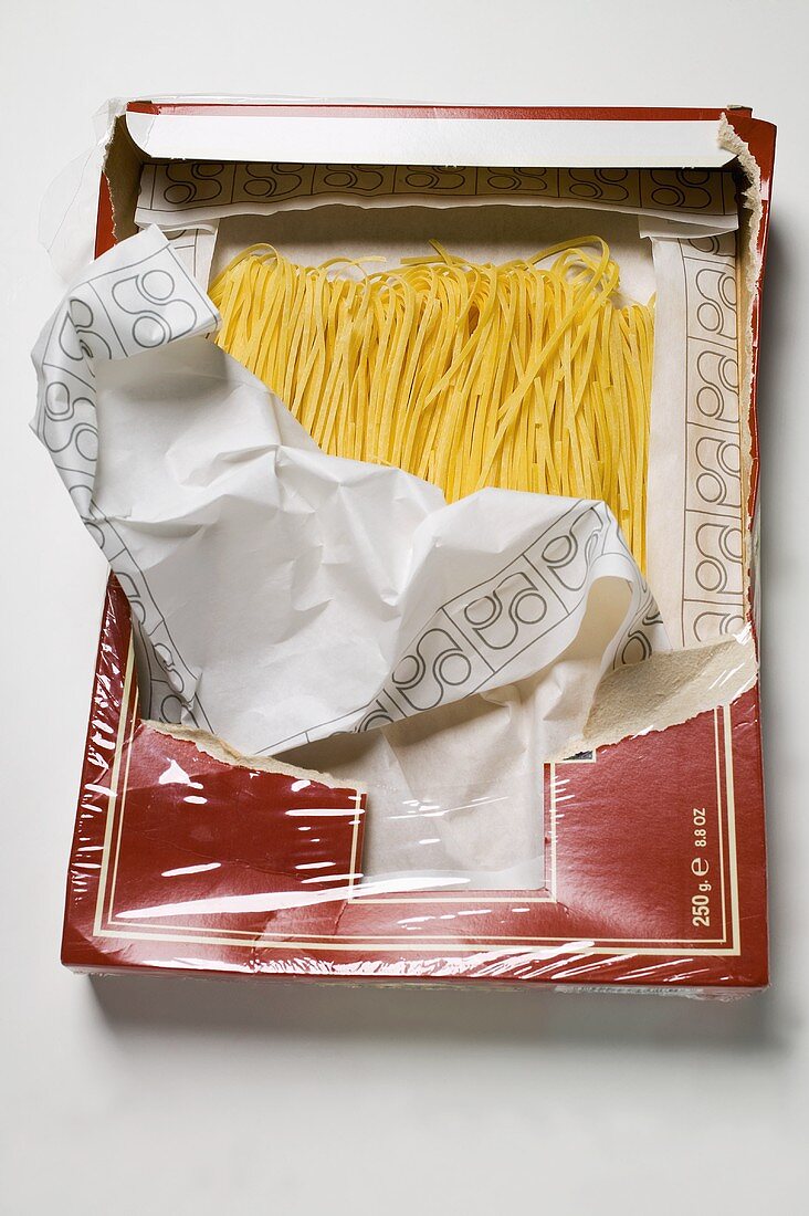 Spaghetti in der Verpackung