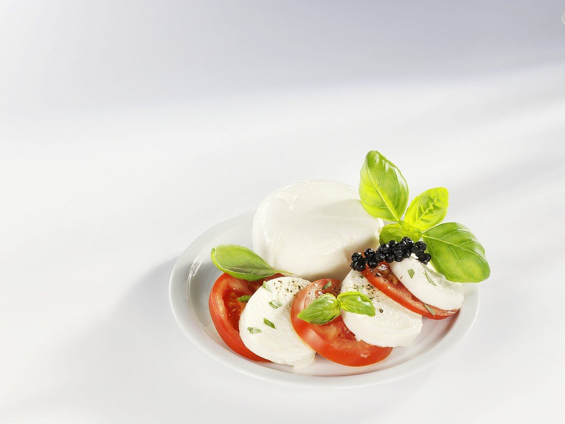 Tomatoes, mozzarella and basil