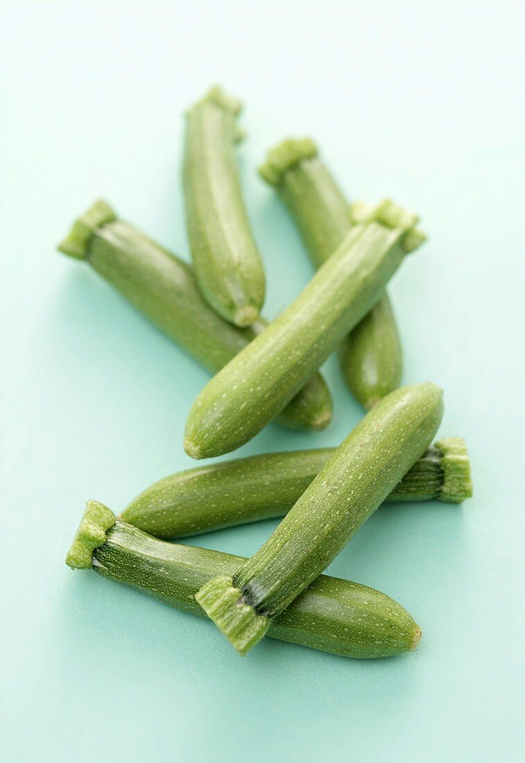 Baby courgettes