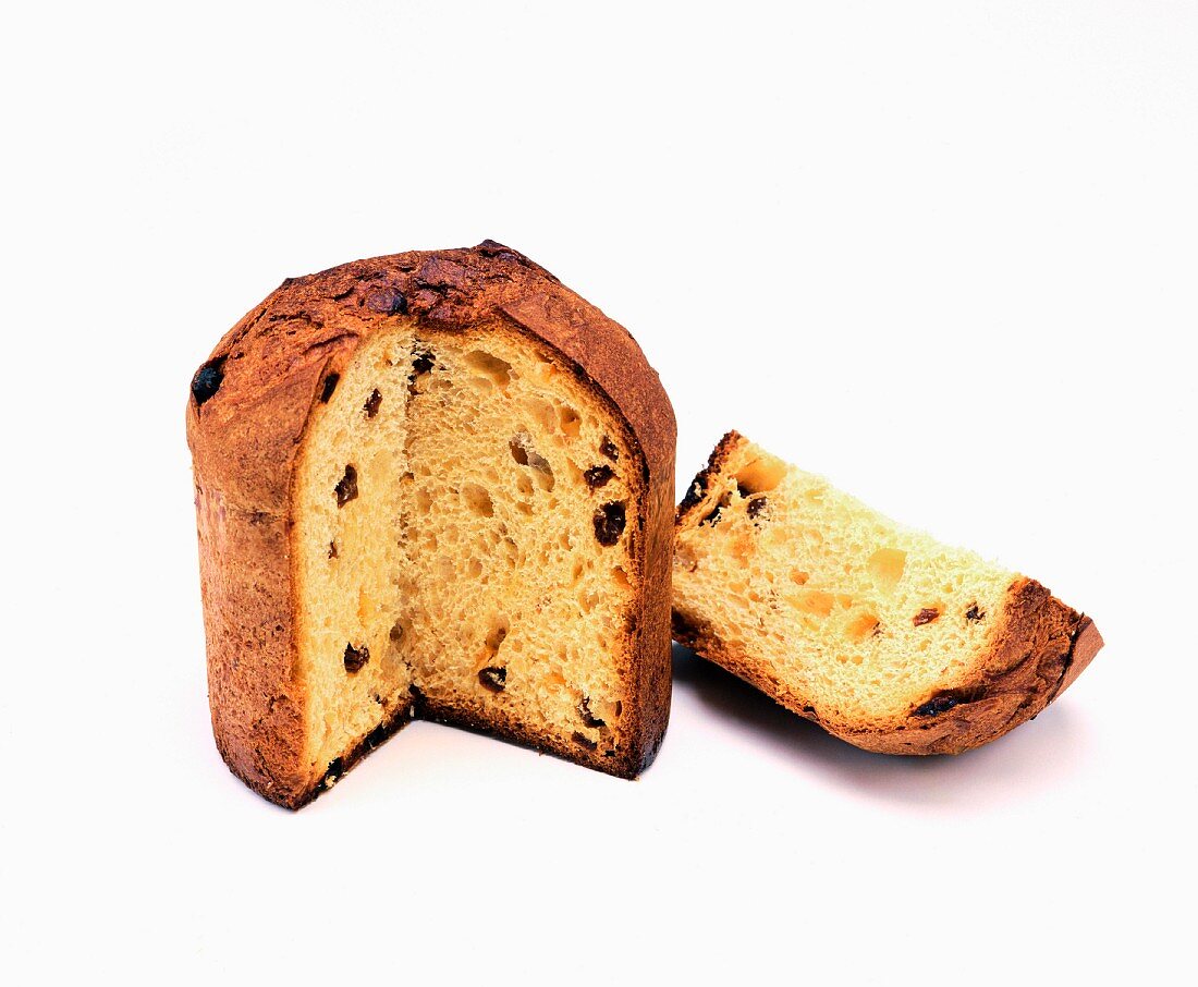 Panettone, partly sliced