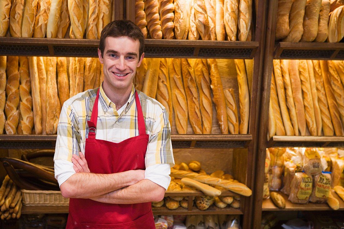 Verkäufer in einer Bäckerei