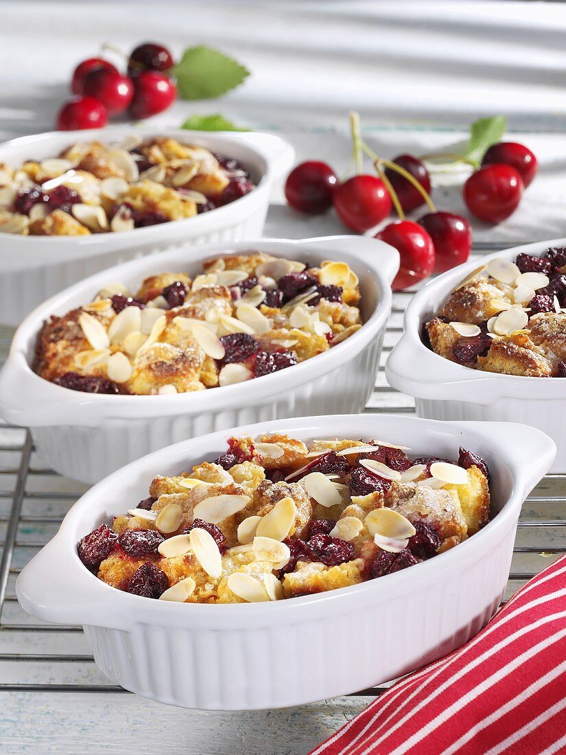 Cherry pudding with flaked almonds