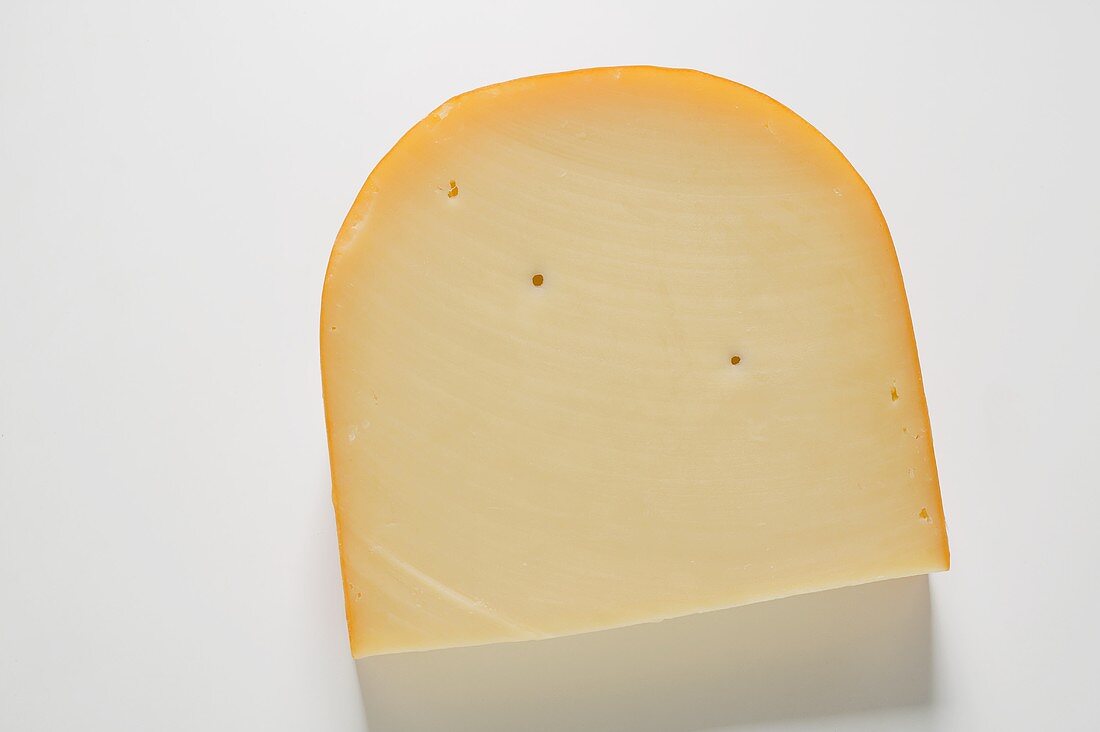 Ein Stück Edamer Käse