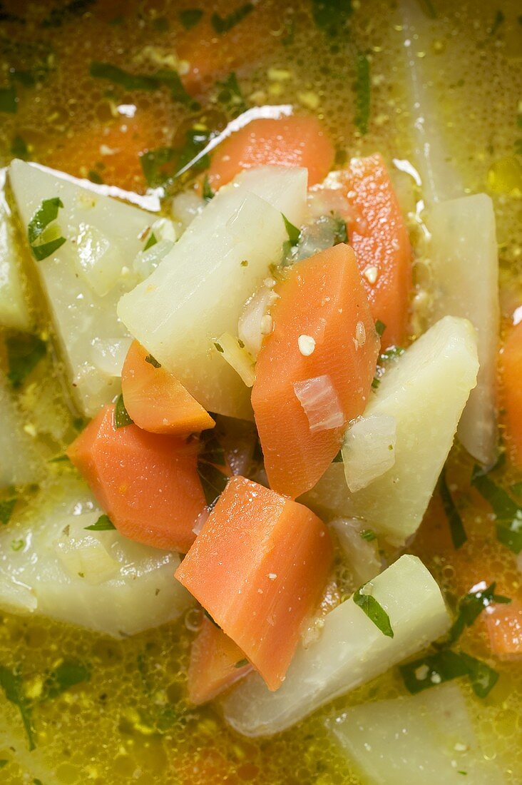 Vegetable soup with carrots and celeriac (close-up)