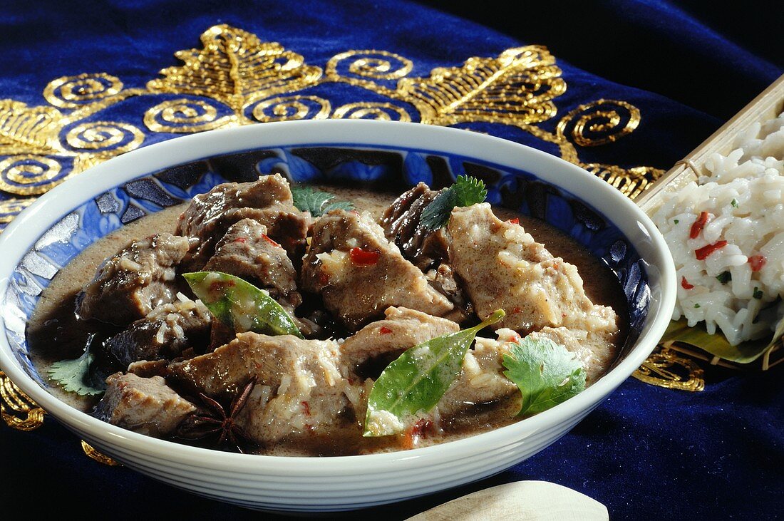 Beef in coconut sauce (Malaysia)