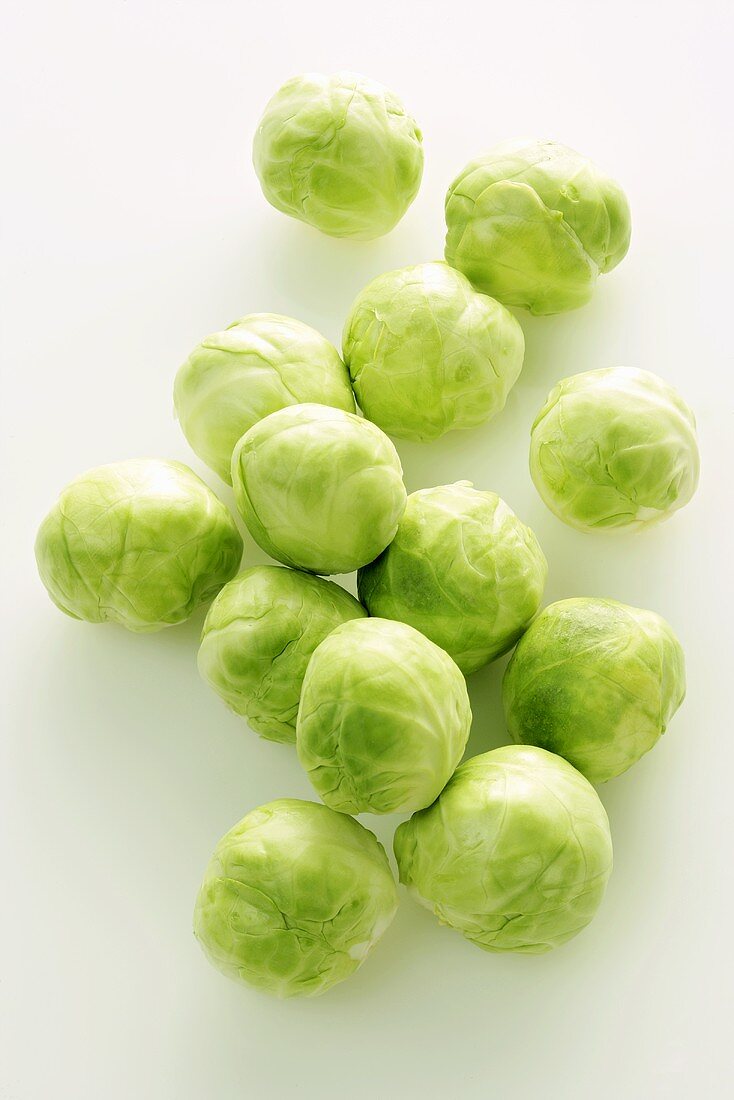 Fresh, cleaned Brussels sprouts