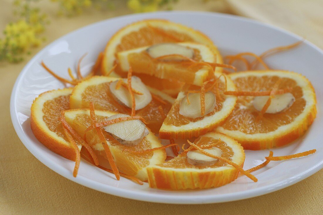 Orangenscheiben, mit Ingwer und Orangenzesten