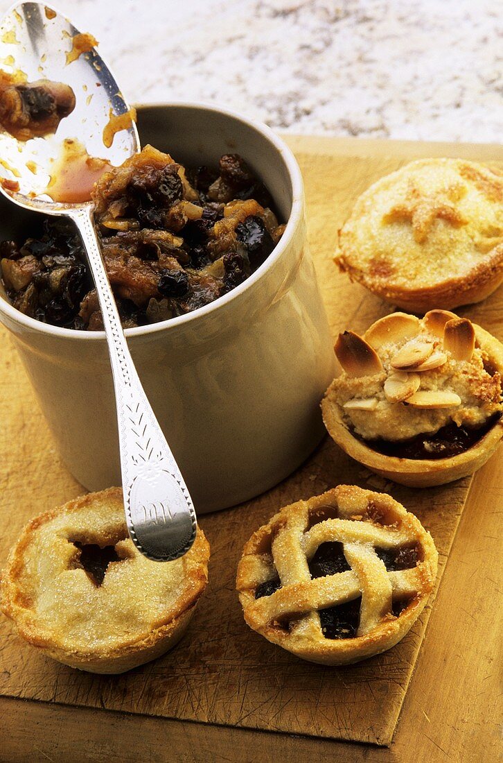 Various mince pies