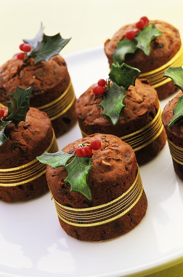 Chocolate cakes with marzipan holly