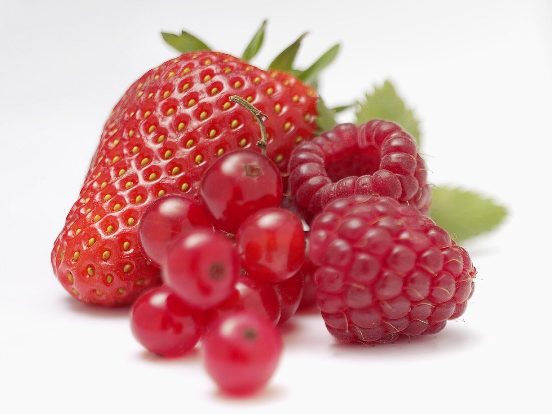 Strawberry, raspberries and redcurrants