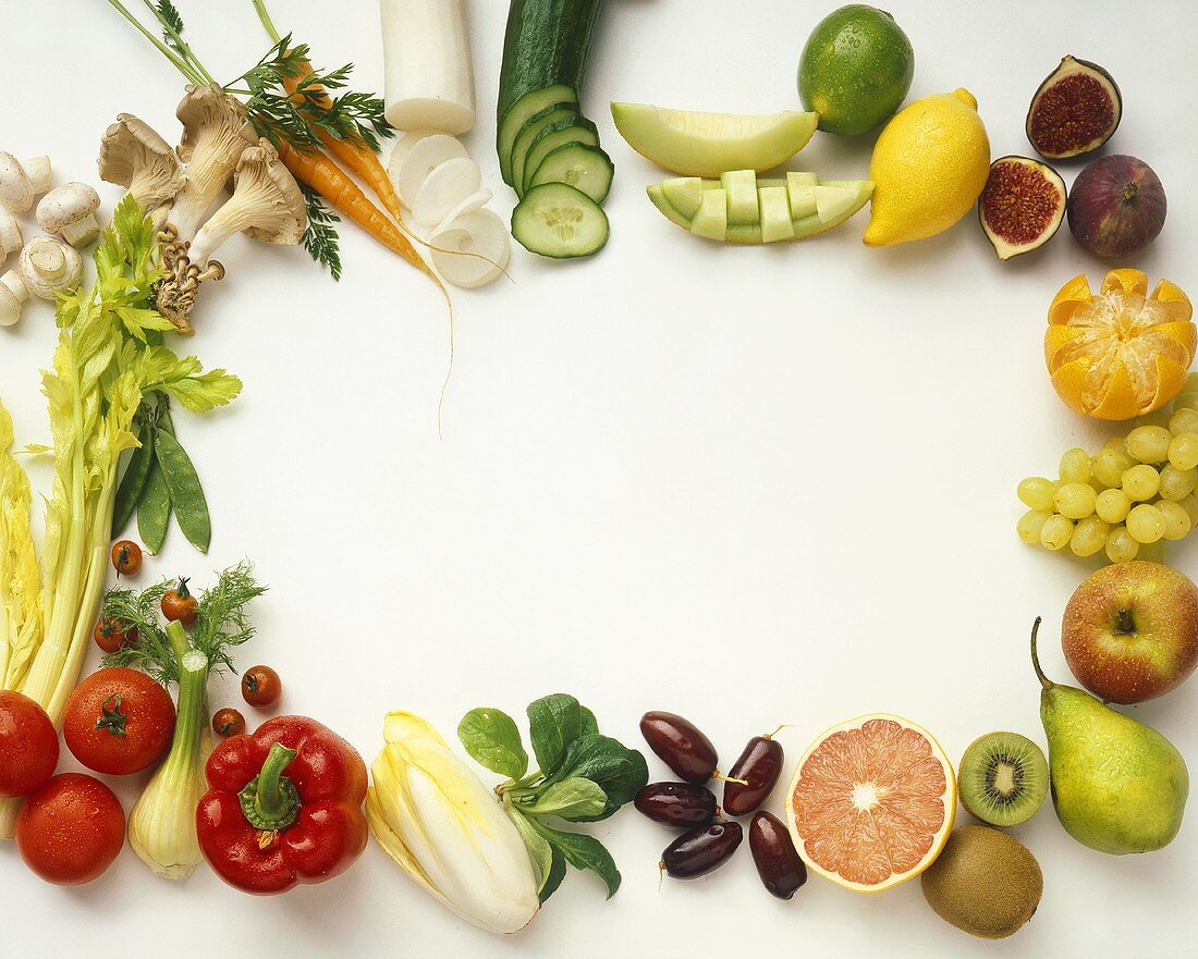 Rahmen aus Gemüse und Obst