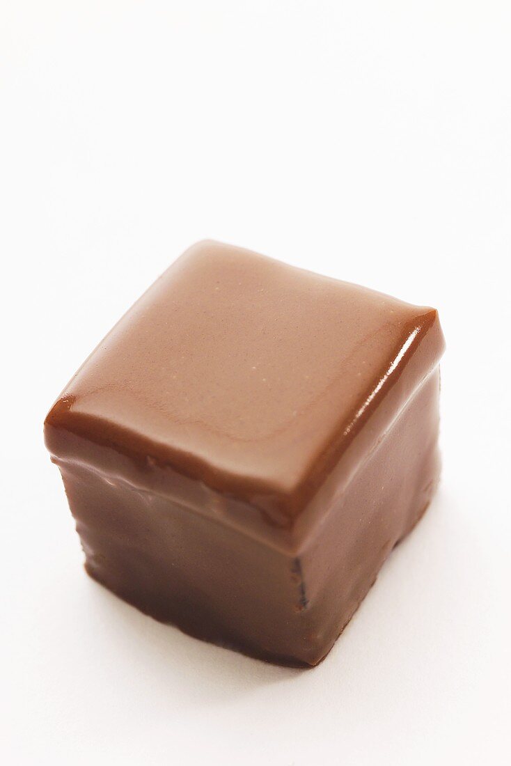 Dominostein (Chocolate-coated petit four)