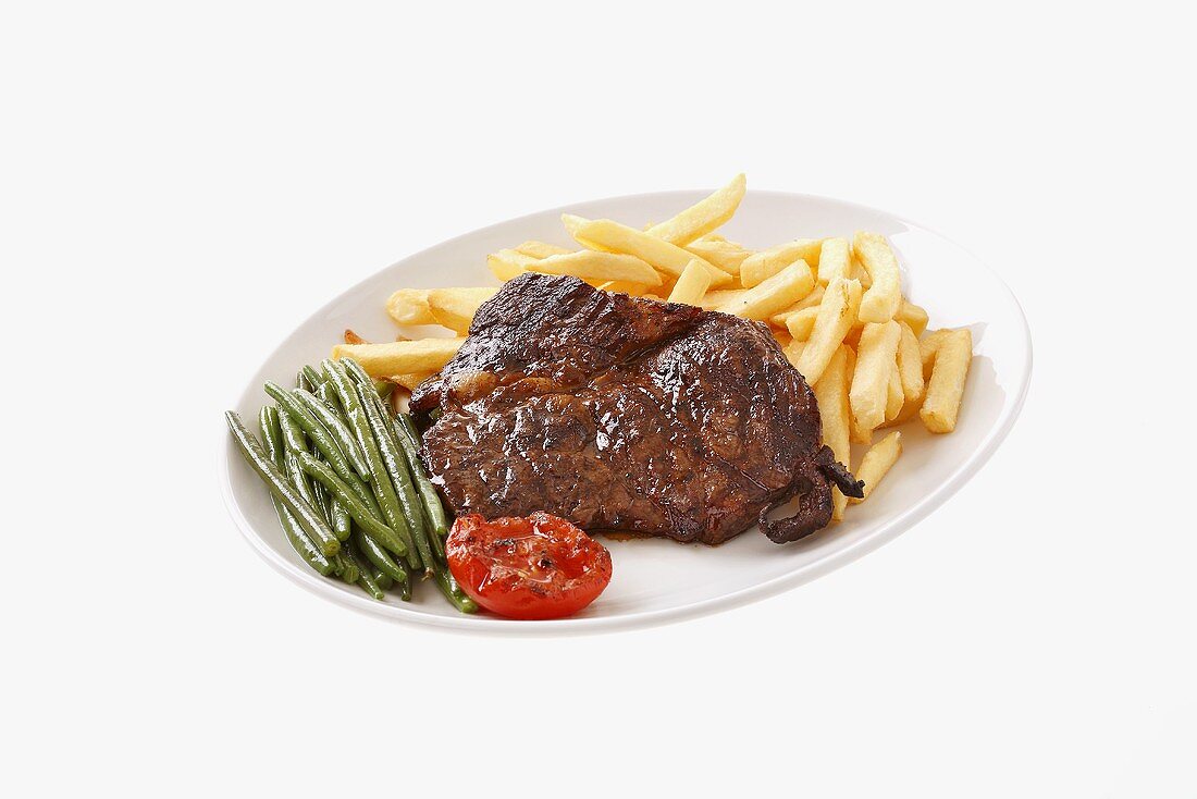 Steak mit Pommes Frites und Grünen Bohnen