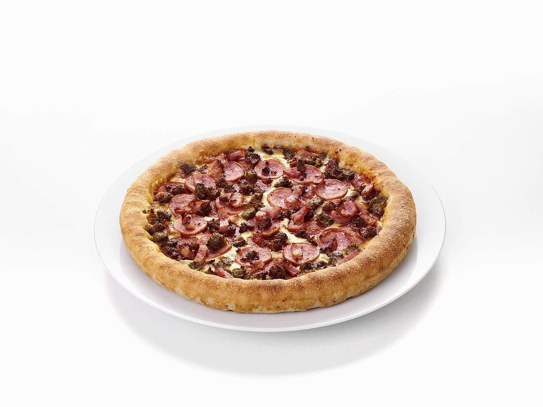 Mince, salami and bacon pizza