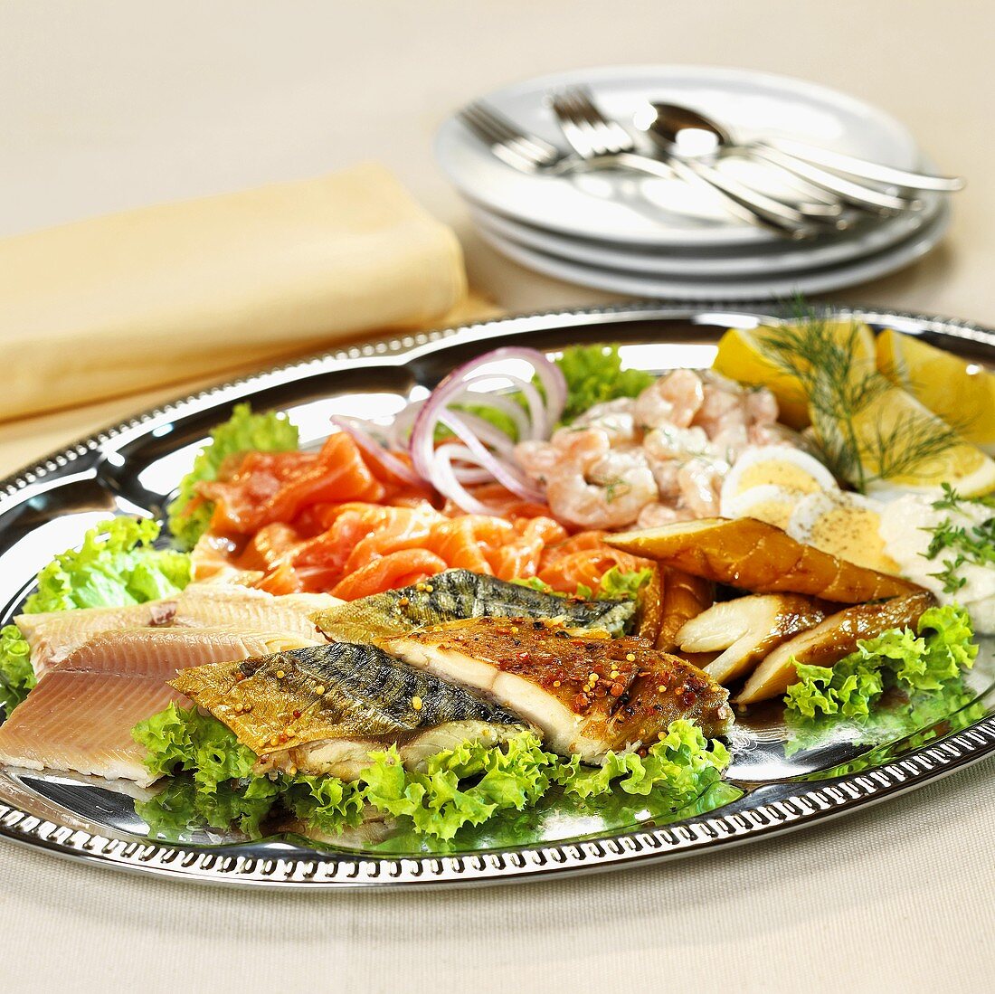 Cold fish platter with shrimps