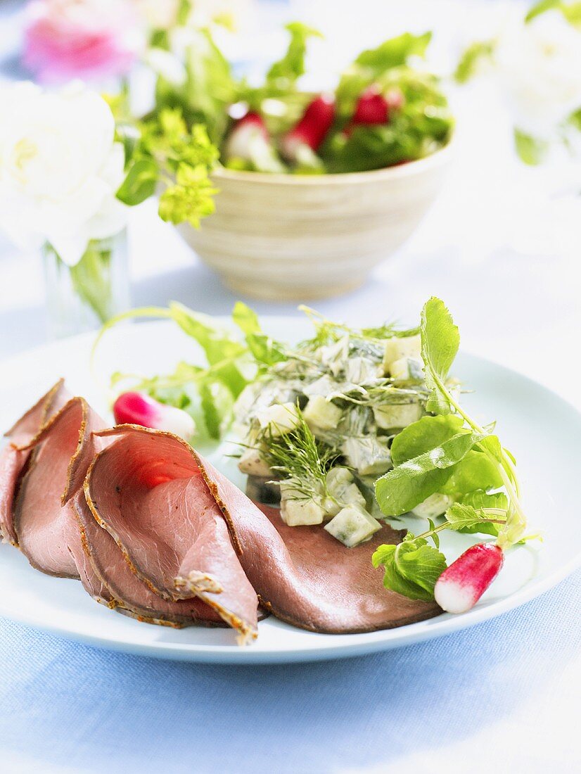 Roast beef with spring salad