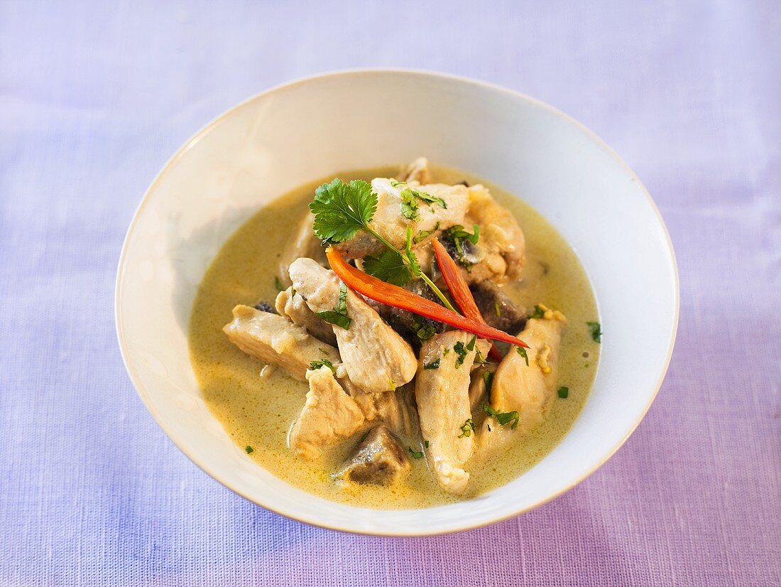 Green chicken curry