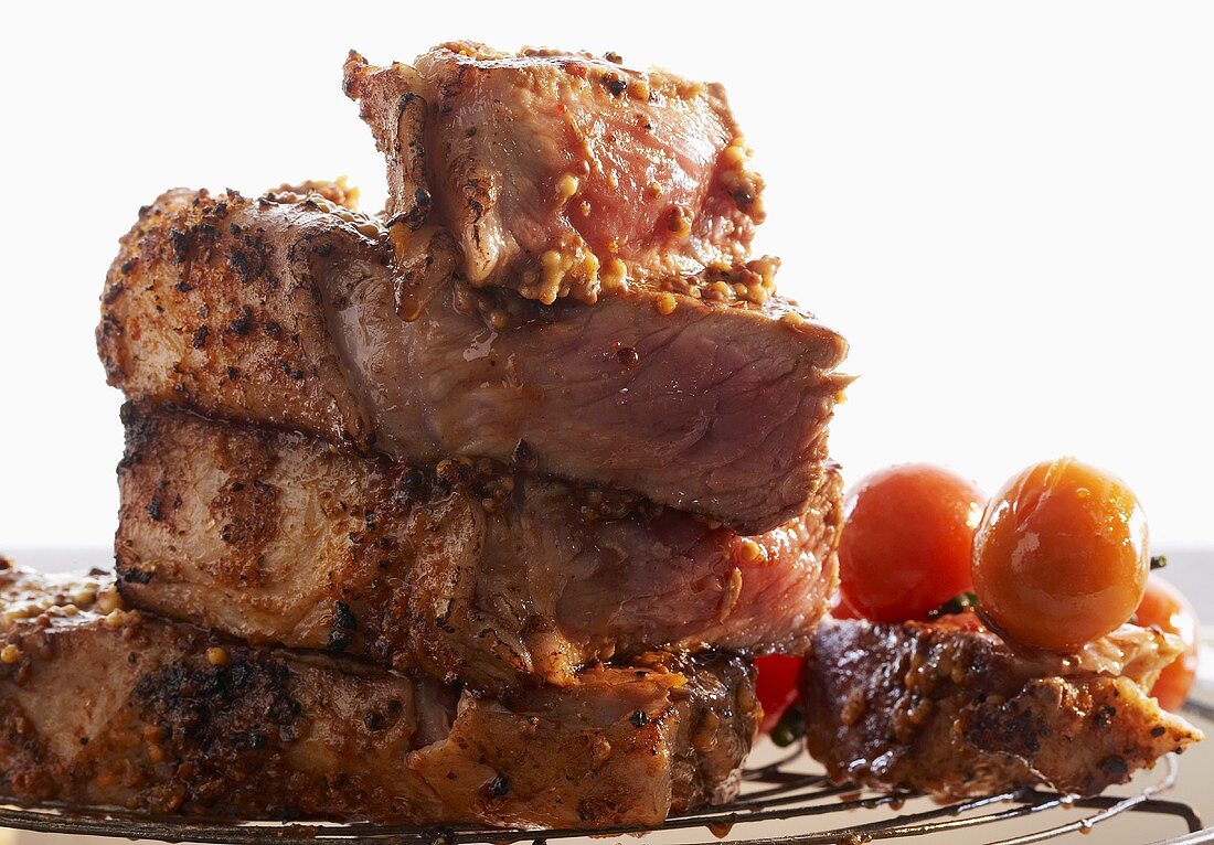 Beefsteak with cherry tomatoes