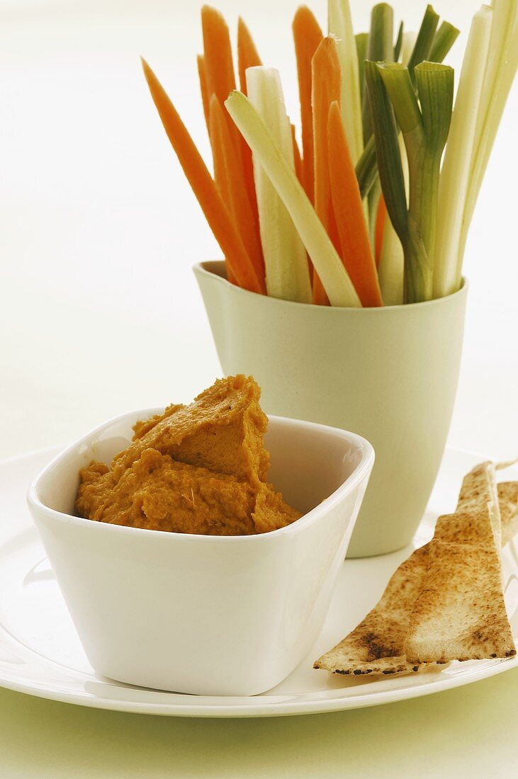 Vegetable sticks with carrot dip