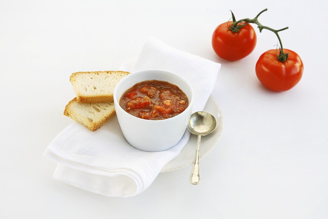 Tomato salsa and white bread