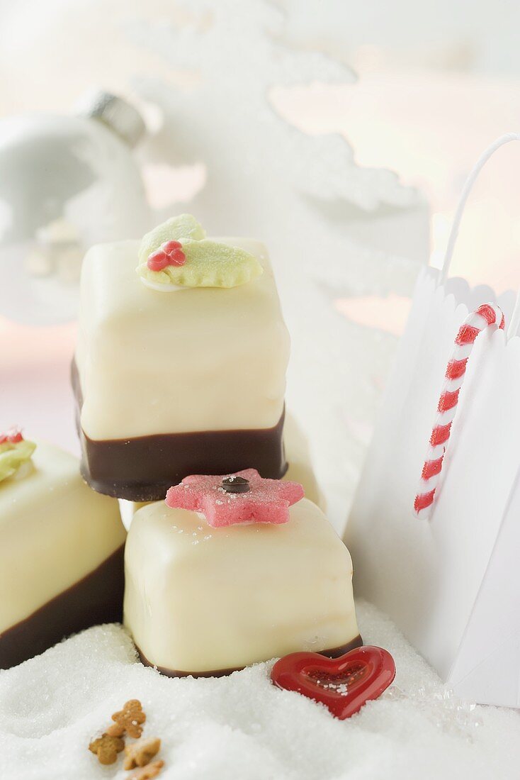 Weihnachtliche Petit Fours