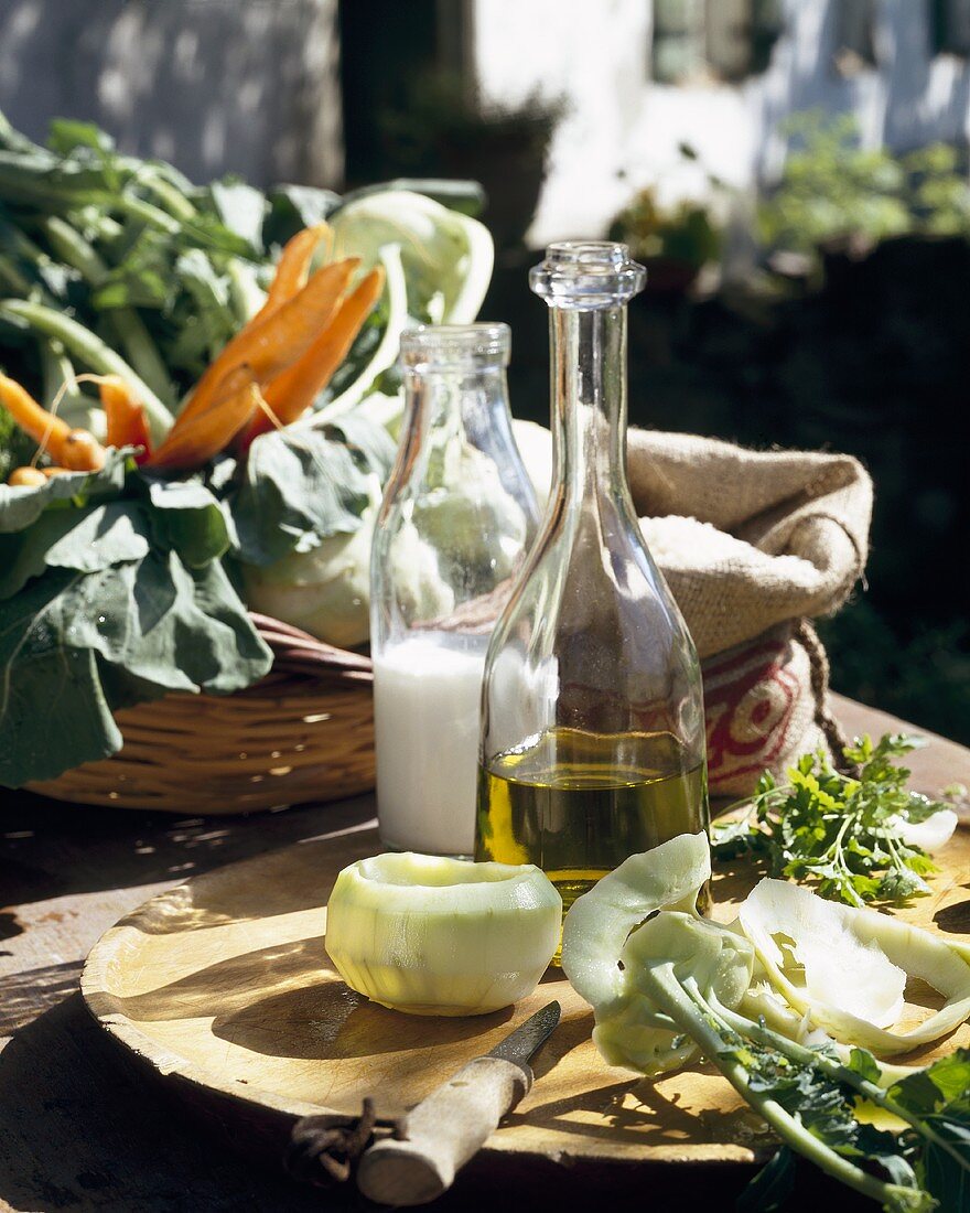 Ausgehöhlter Kohlrabi zum Füllen