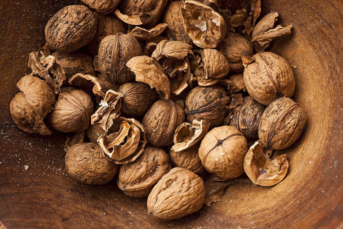 Walnuts in wooden bowl