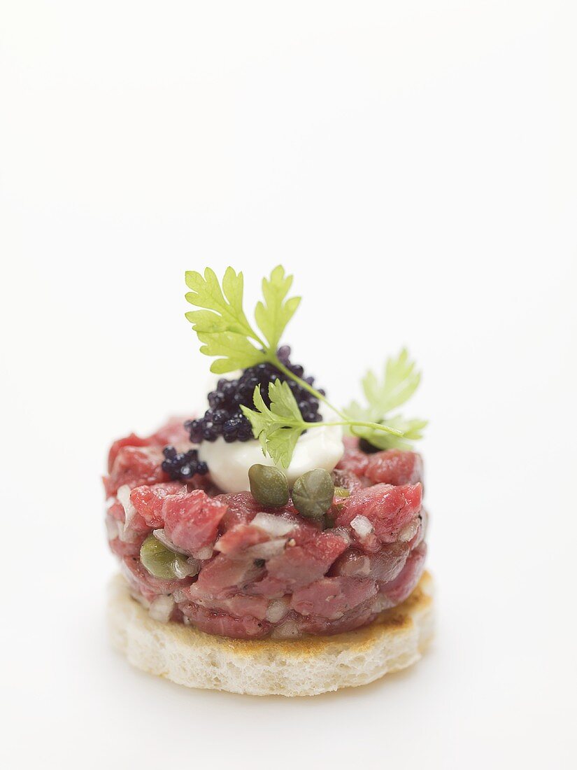 Tuna canapé with caviar