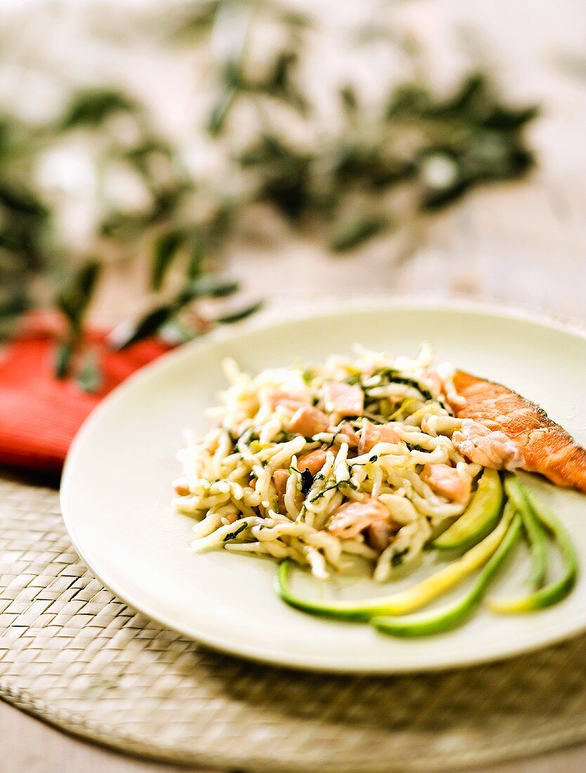 Trofie with salmon and courgettes