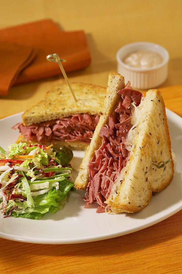 Corned Beef Sandwich with Side Salad