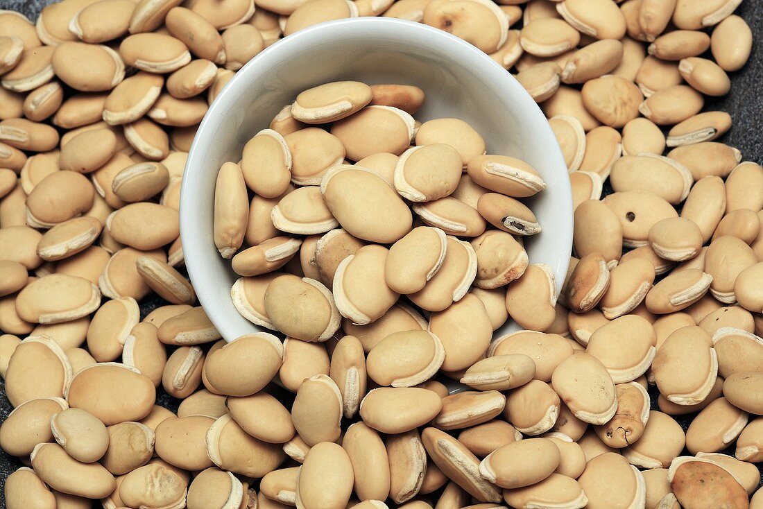 Hyacinth beans with a small bowl