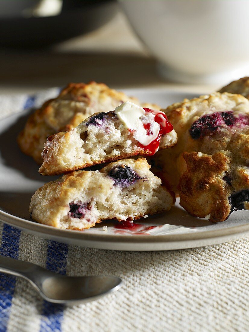 Blaubeer-Scones