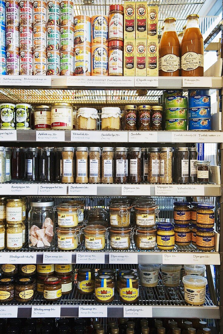 Jars of food in supermarket (Sweden)