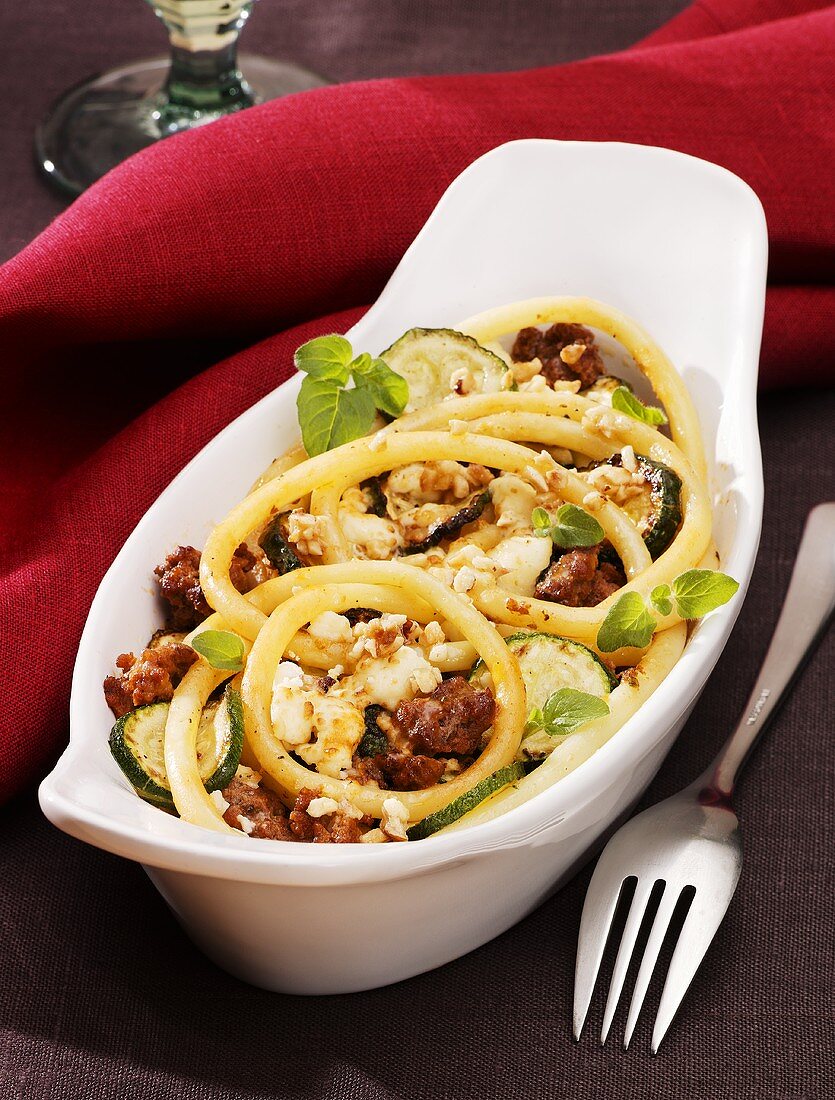 Macaroni with mince, courgettes and nut butter