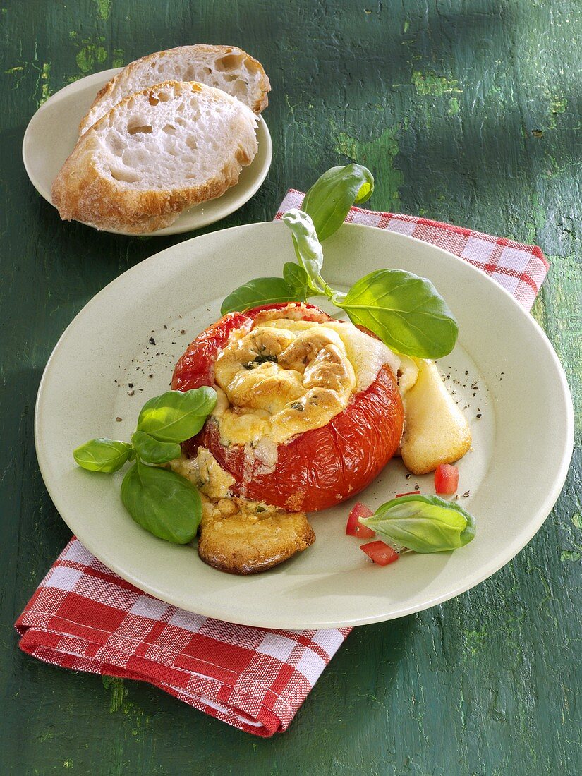 Baked tomato with mascarpone topping