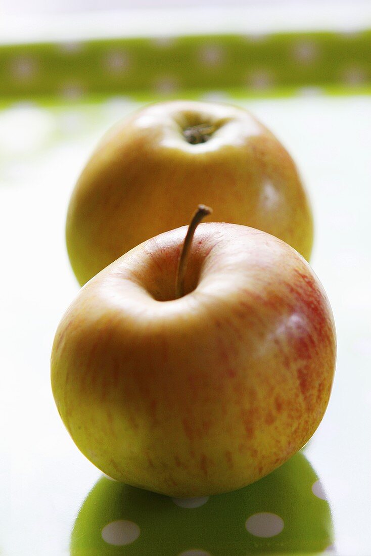 Two apples