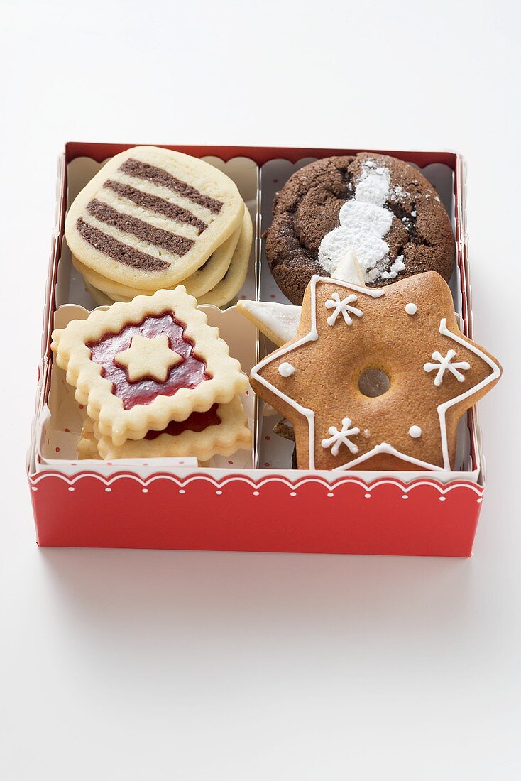 Assorted Christmas biscuits to give as a gift