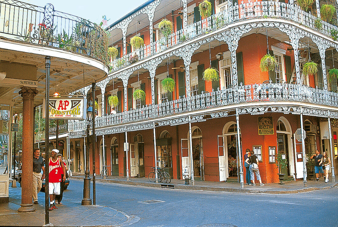Typische Fassade eines Stadthauses in der Altstadt von New Orleans