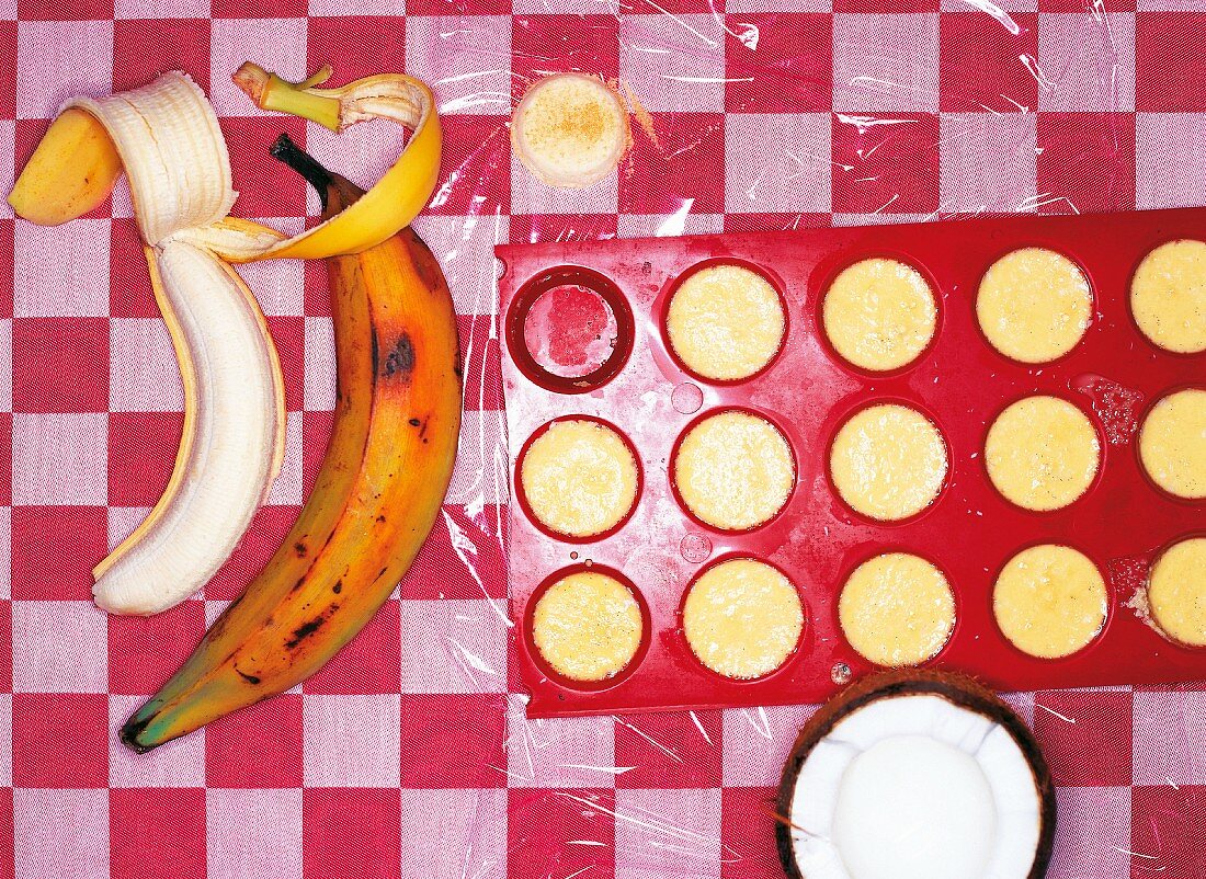 Croustillant von Bananen mit Mini Kokos-Creme-Brulee
