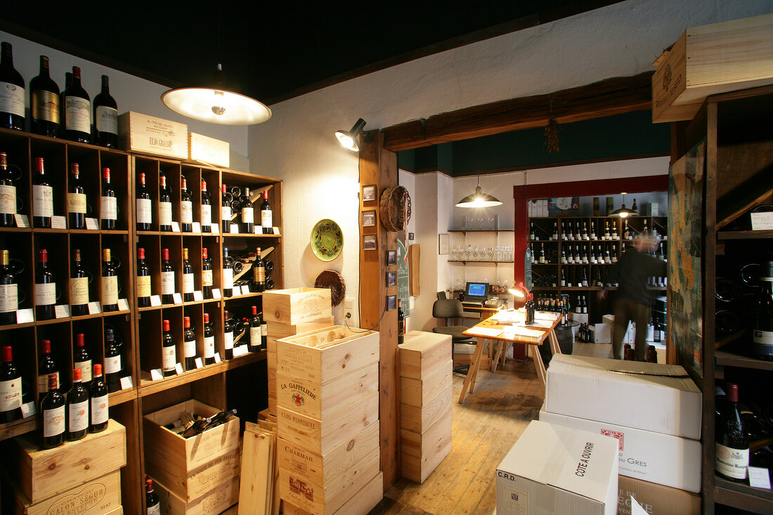 Pinot Weinhandel Weinladen Geschäft