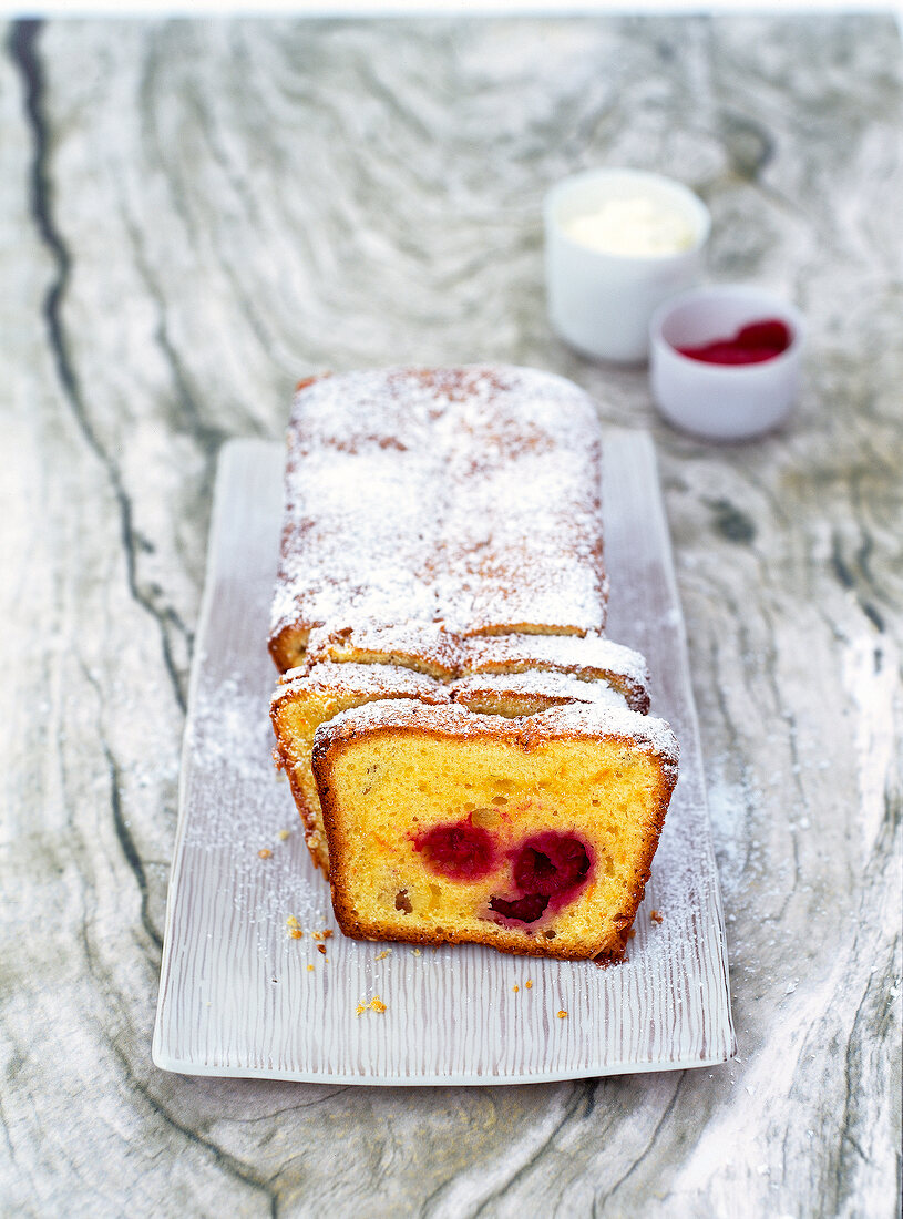 Sauerrahm-Olivenöl-Kuchen 