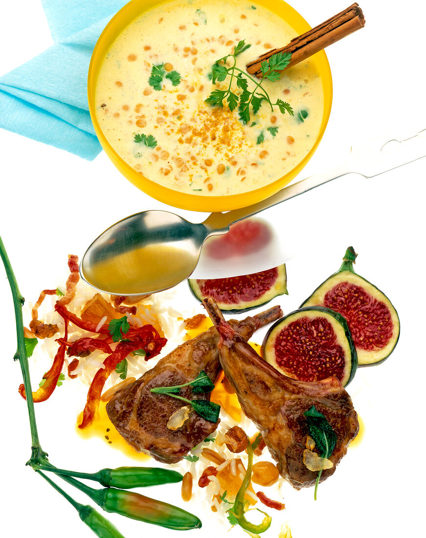 Kokos-Linsen-Suppe "Bombay" und Lammsteaks mit Feigen