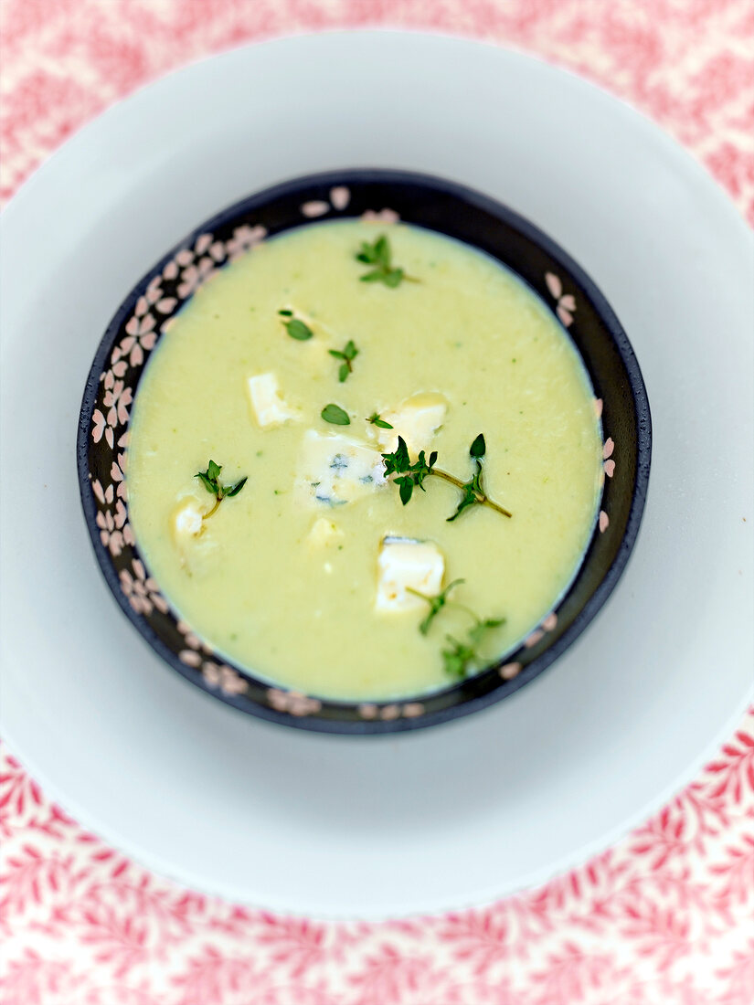 Bowl of gorgonzola cream and leek Soup
