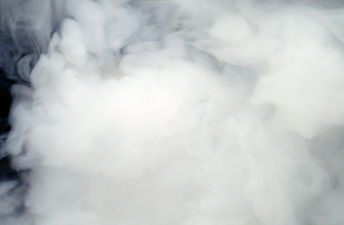 Angeschnitten: Nebel, Rauch, close-up.