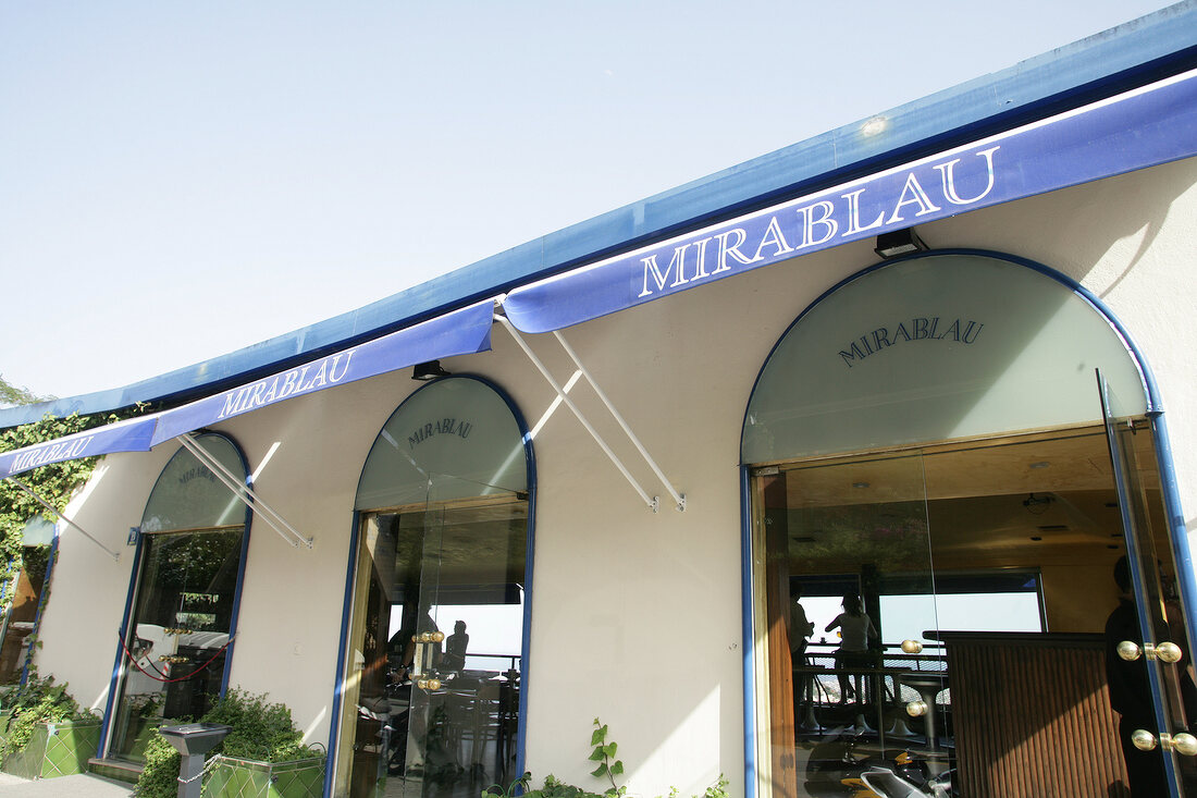 Bar Mirablau Restaurant in Barcelona Katalonien