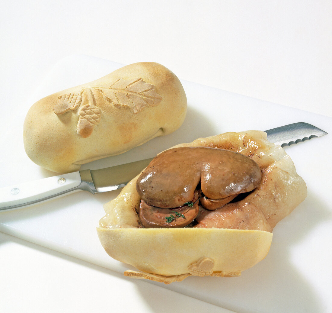 Wild boar kidneys in dough, step 9